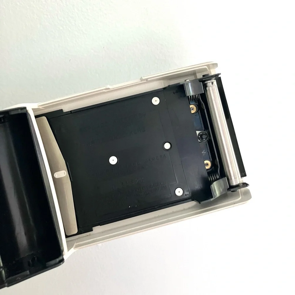 Vintage 60’s Polaroid Swinger model 20 Land Camera